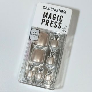 新品159 DASHING DIVA ダッシングディバ マジックプレス 付け爪