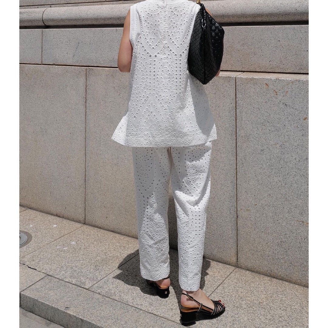 machatt カットワークレースパンツ
