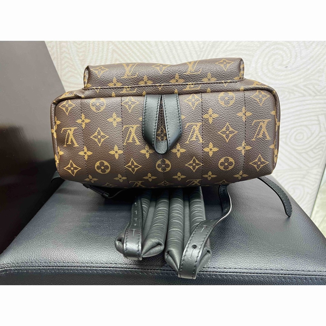 LOUIS VUITTON(ルイヴィトン)の★ルイヴィトン★M44874★モノグラム★パームスプリングスバックパックMM レディースのバッグ(リュック/バックパック)の商品写真