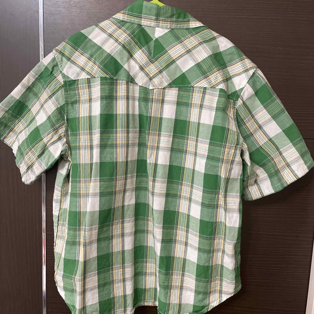 GAP(ギャップ)のG A P   シャツ　130 キッズ/ベビー/マタニティのキッズ服男の子用(90cm~)(ブラウス)の商品写真