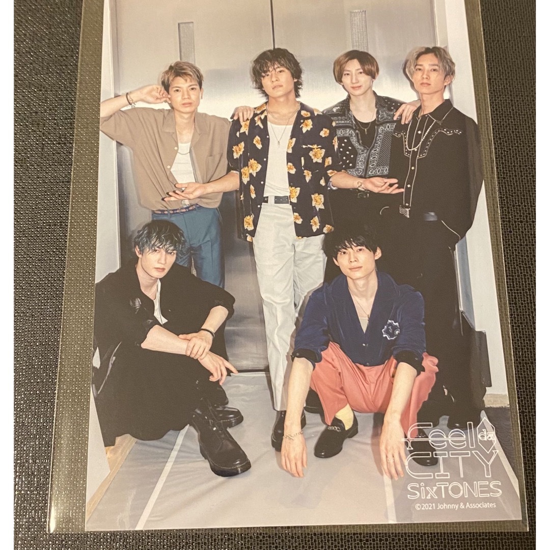 SixTONES(ストーンズ)のSixTONES FeeldaCITY フォト エンタメ/ホビーのタレントグッズ(アイドルグッズ)の商品写真