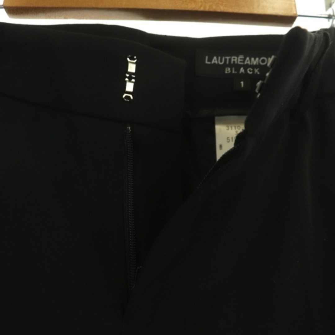 LAUTREAMONT(ロートレアモン)のロートレアモン センタープレス クロップドパンツ フレア 1 黒 ブラック レディースのパンツ(その他)の商品写真