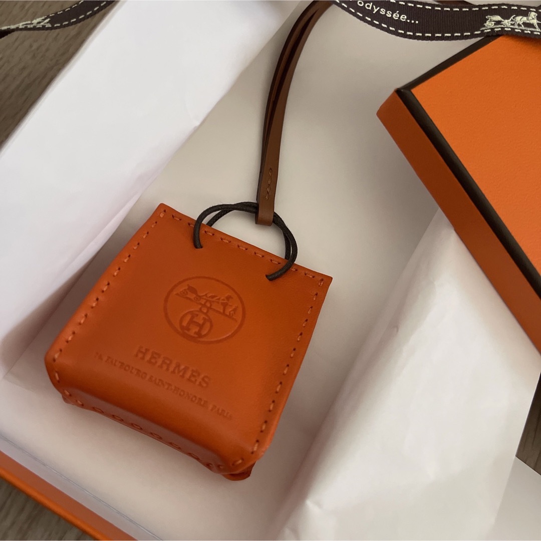 新品 ☆ エルメス HERMES ショッパーチャーム