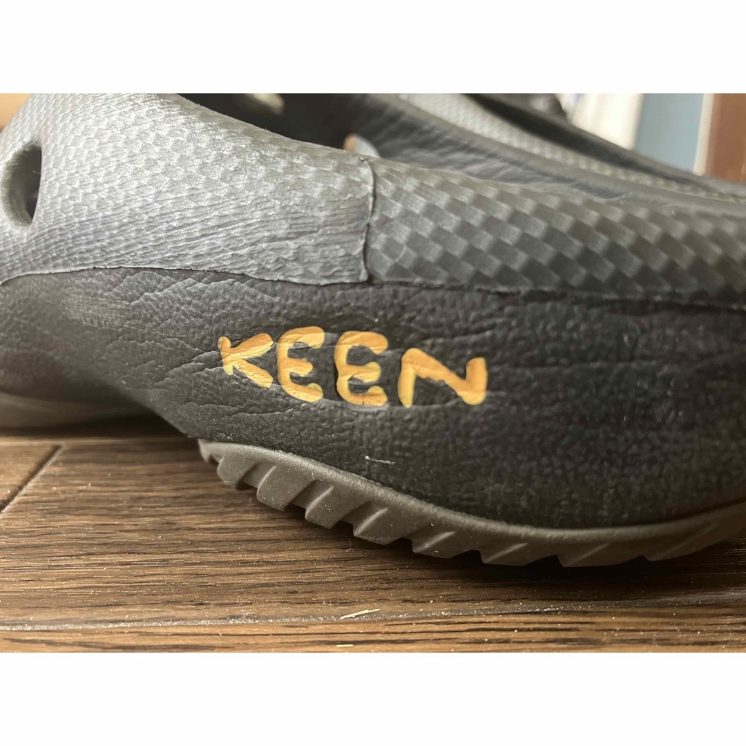 KEEN(キーン)のKEEN YOGUI ARTS GRAPHITE サンダル メンズの靴/シューズ(サンダル)の商品写真