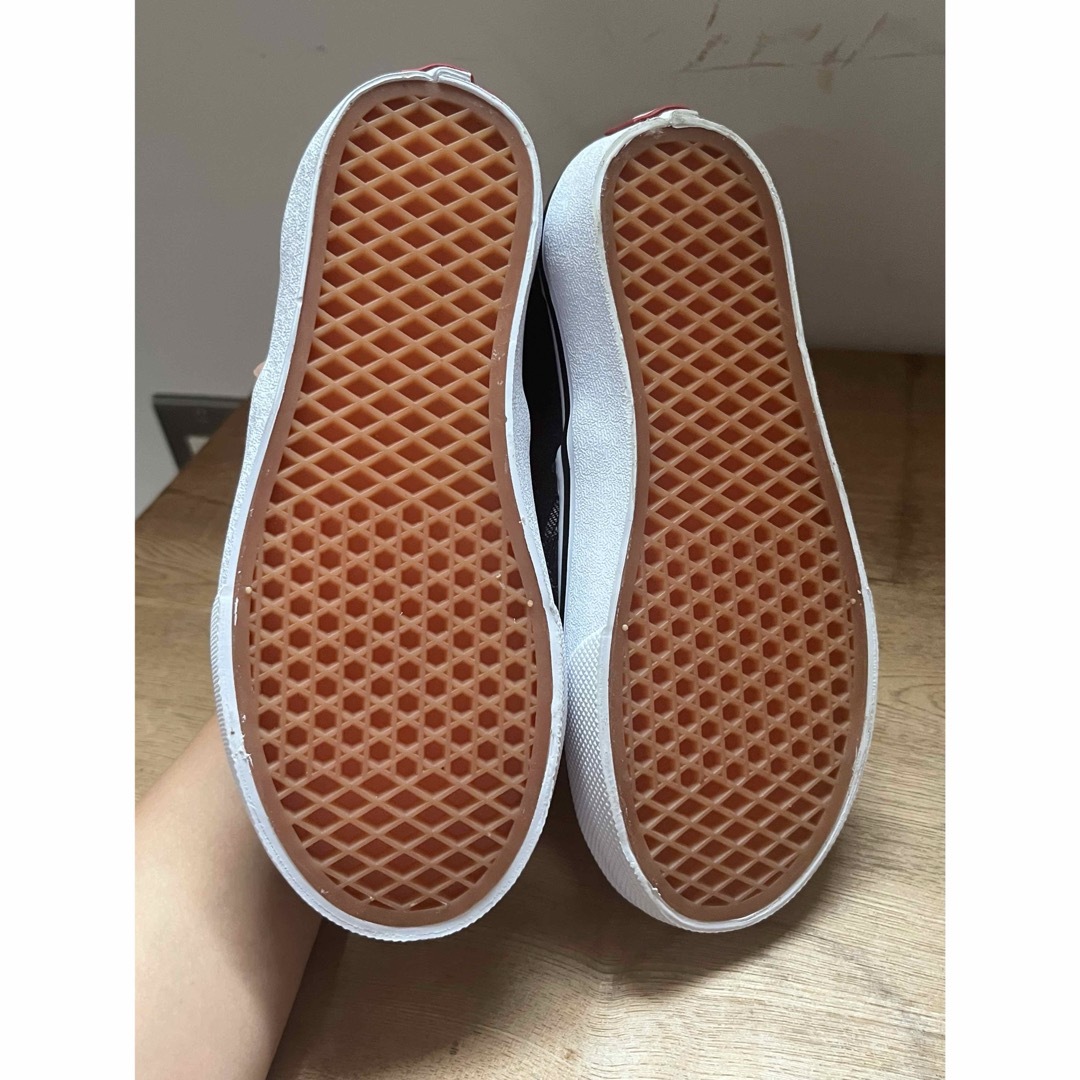 VANS(ヴァンズ)のkuo様専用　vans キッズ　19cm スリッポン　新品未使用 キッズ/ベビー/マタニティのキッズ靴/シューズ(15cm~)(スニーカー)の商品写真