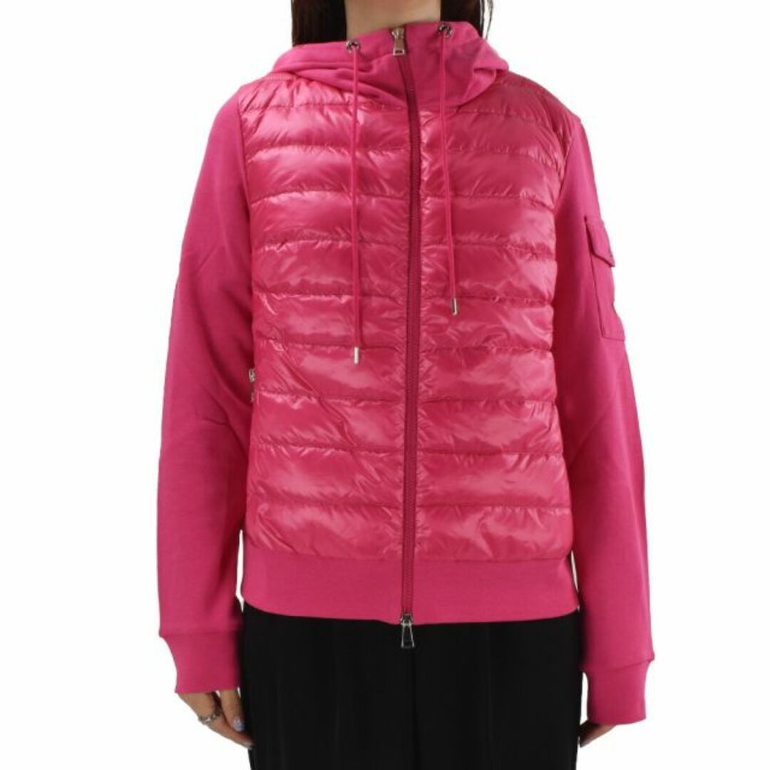 MONCLER(モンクレール)の【PINK】モンクレール ダウン入りジップパーカー レディースのジャケット/アウター(ダウンジャケット)の商品写真