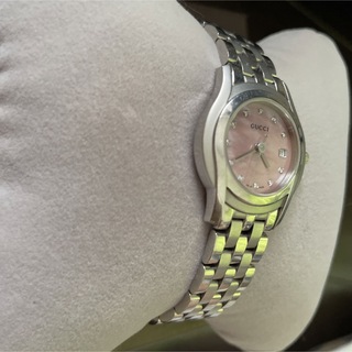 Gucci - GUCCI 腕時計 レディース ピンクシェル 5500L 11Pダイヤの 