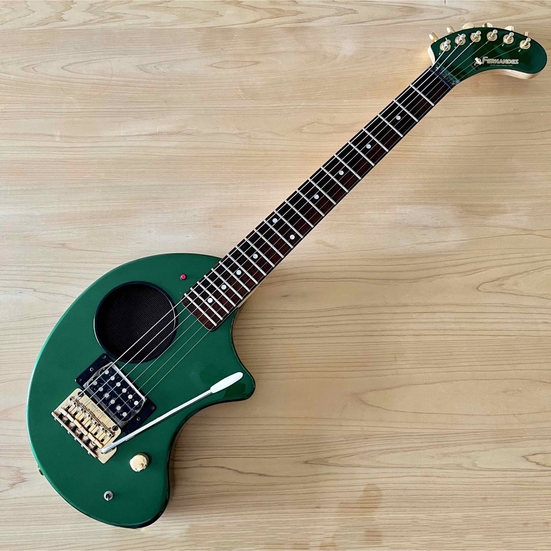 接続ケーブル【美品】FERNANDES エレキギター ZO-3芸達者 メタリックブラック