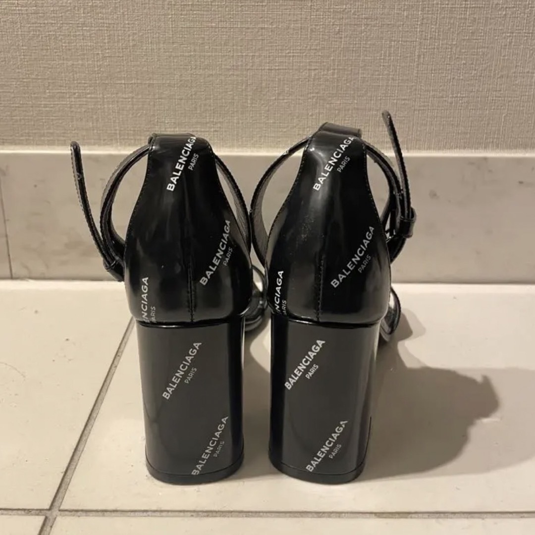 Balenciaga(バレンシアガ)のBalenciagaロゴ ストラップ サンダル 黒35 バレンシアガ レディースの靴/シューズ(サンダル)の商品写真