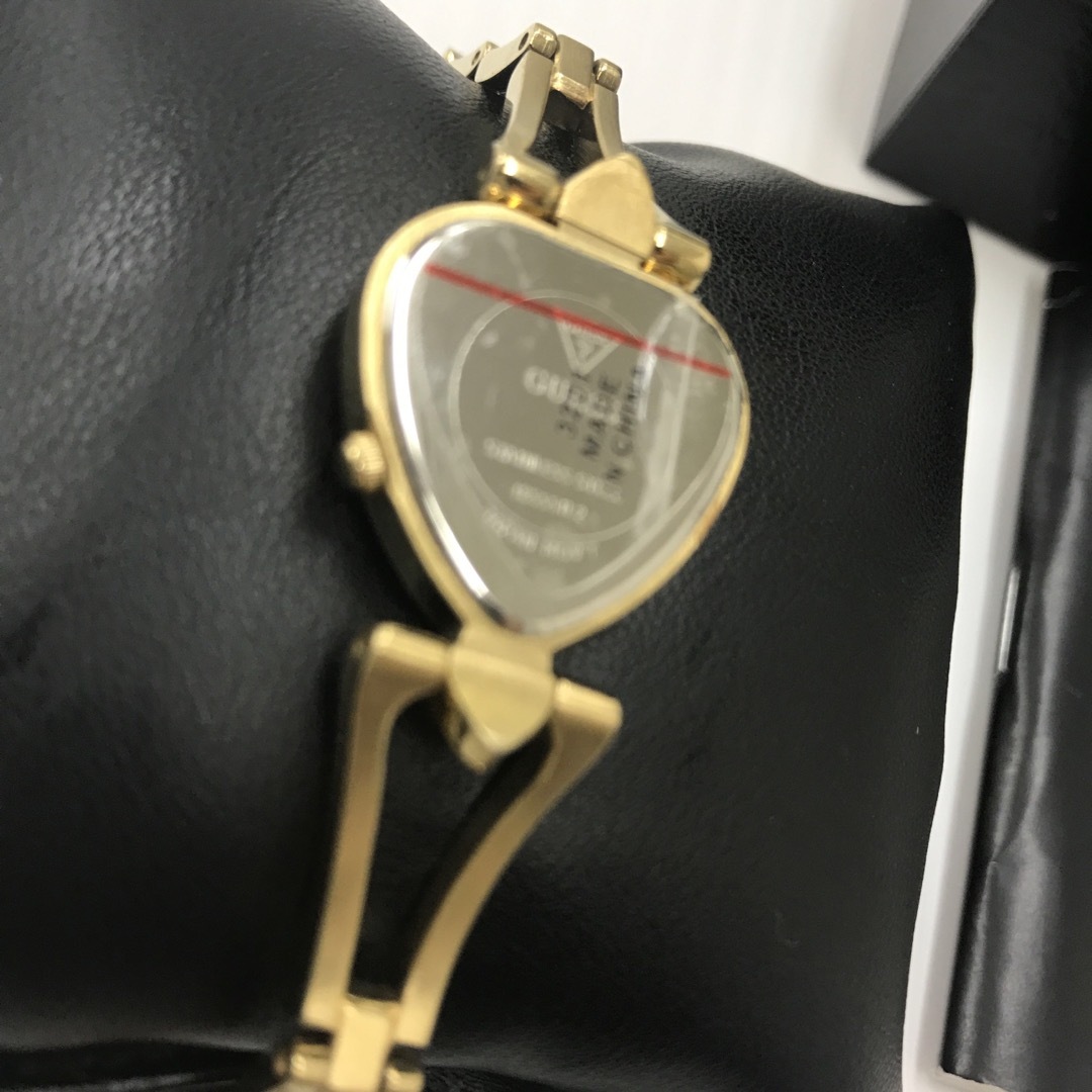 GUESS(ゲス)のGUESS ゲス　時計　未使用 レディースのファッション小物(腕時計)の商品写真