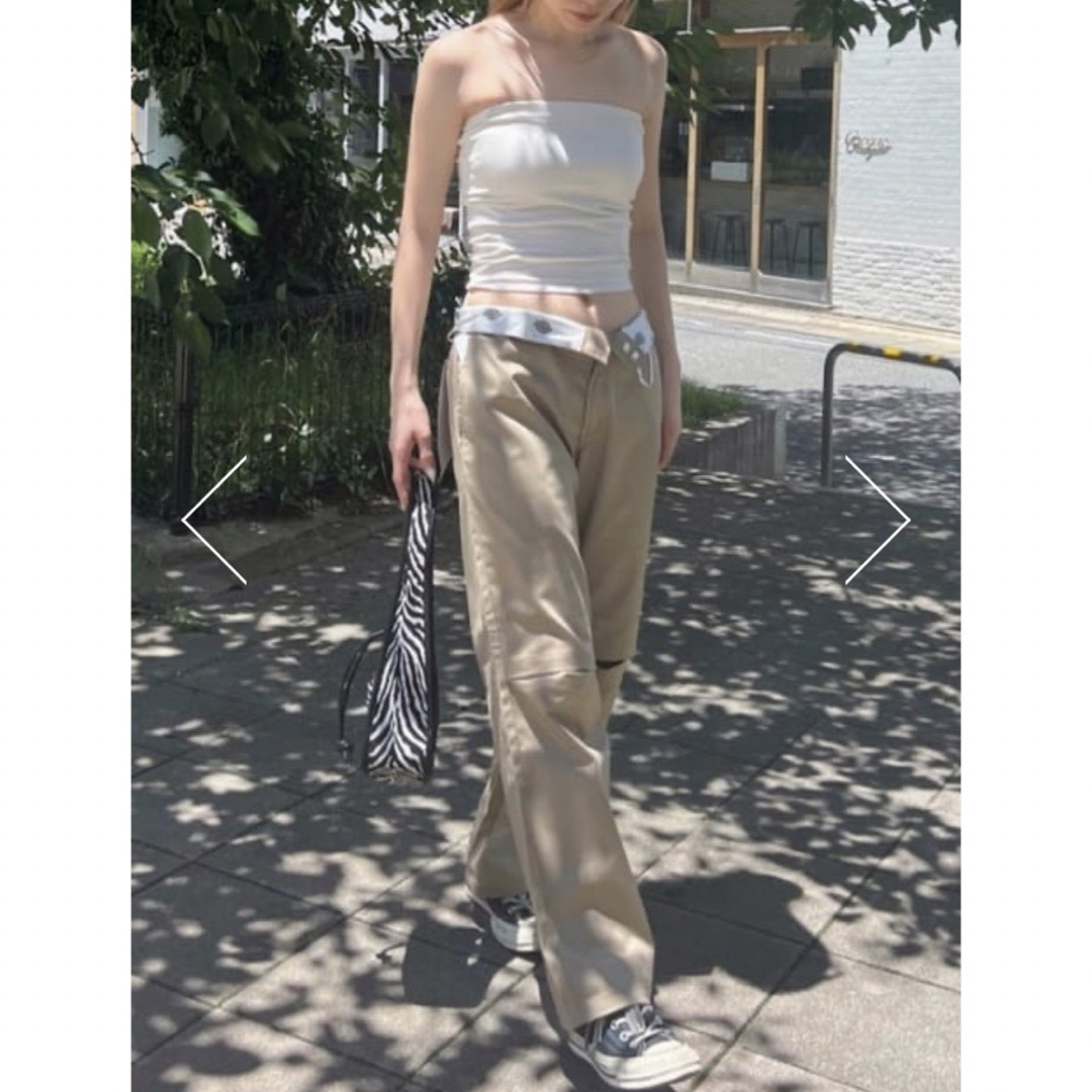 moussy(マウジー)のMOUSSY×DICKIES（R）KNEE SLIT パンツ♡ベージュ1 レディースのパンツ(カジュアルパンツ)の商品写真