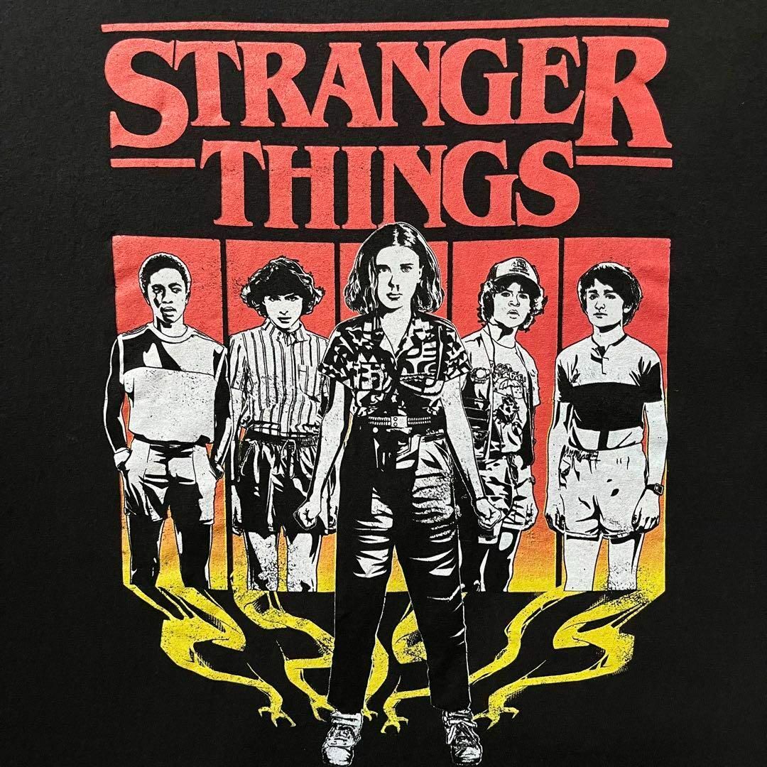 ストレンジャーシングス  Tシャツ シーズン3 ブラック　XLサイズ　古着　SF メンズのトップス(Tシャツ/カットソー(半袖/袖なし))の商品写真
