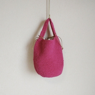 麻紐の編みバッグ チェリーピンク  たてなが　巾着付き(かごバッグ/ストローバッグ)