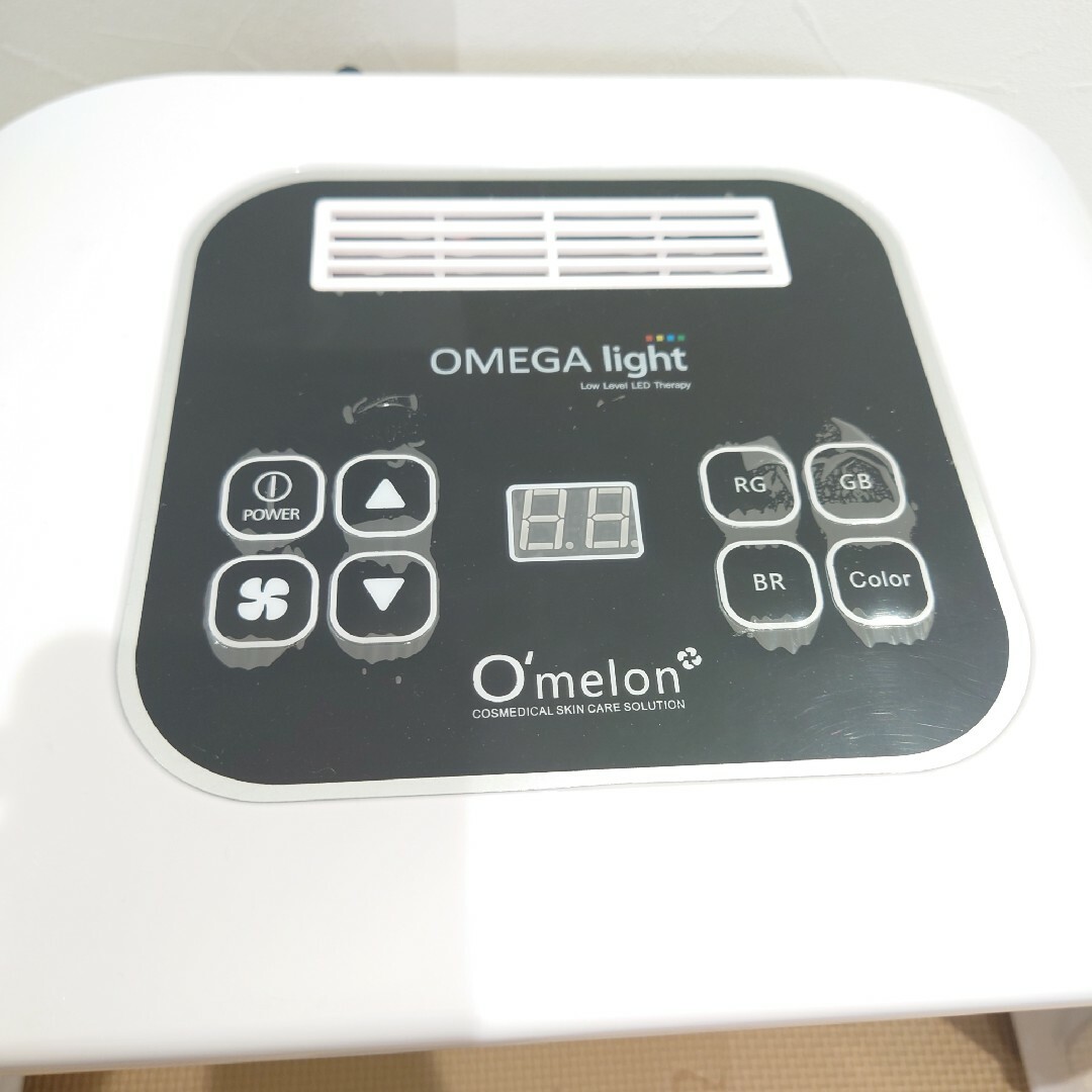 omelon オメロン オメガライト LED美顔器 電源コード付属 箱無し