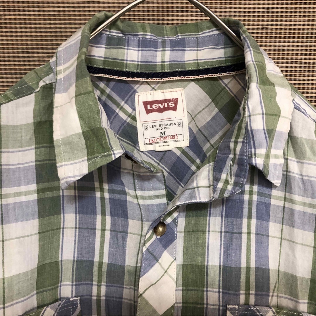 Levi's(リーバイス)の【リーバイス】半袖シャツ　チェック柄　緑　胸ポケット　ワンポイントロゴ19 メンズのトップス(シャツ)の商品写真