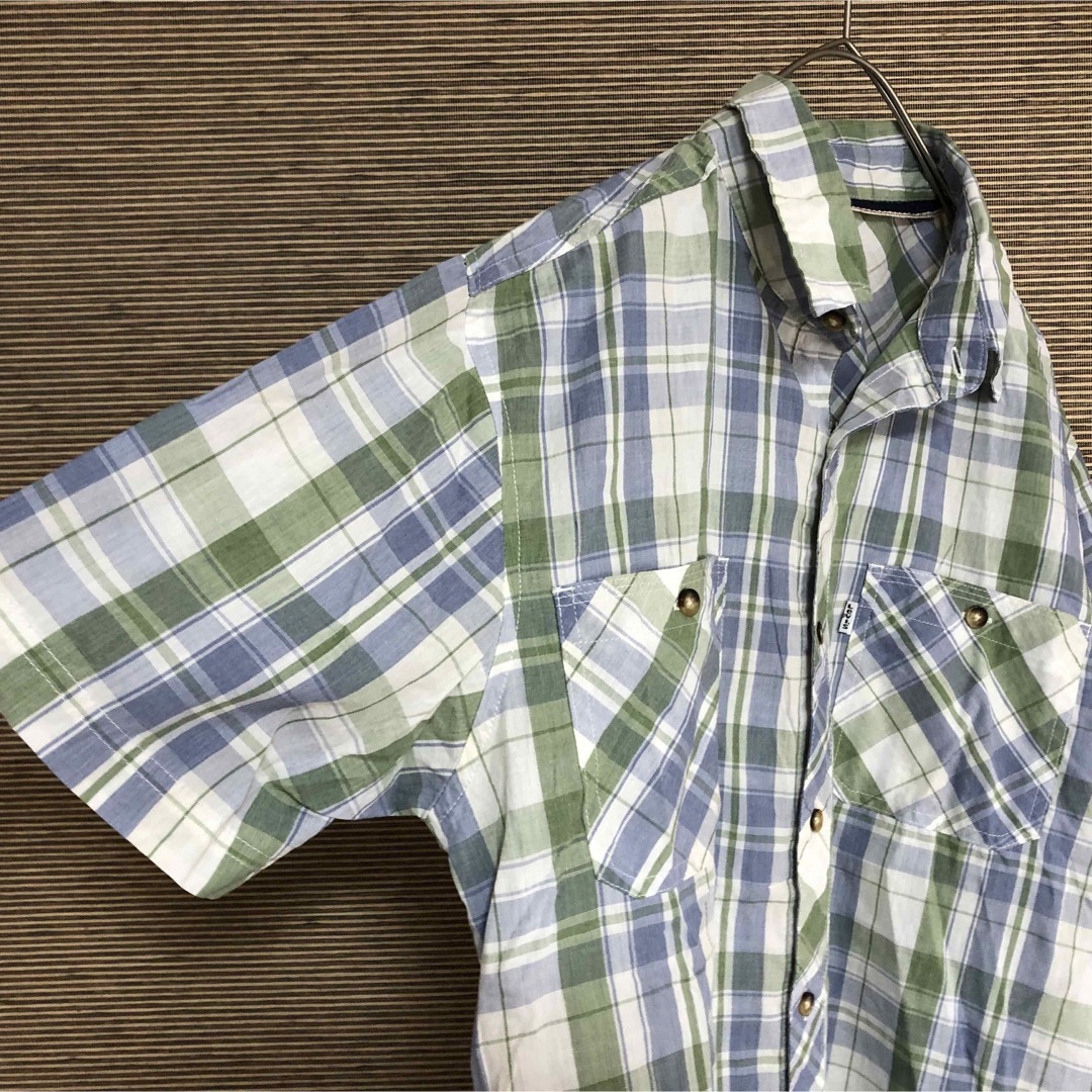 Levi's(リーバイス)の【リーバイス】半袖シャツ　チェック柄　緑　胸ポケット　ワンポイントロゴ19 メンズのトップス(シャツ)の商品写真