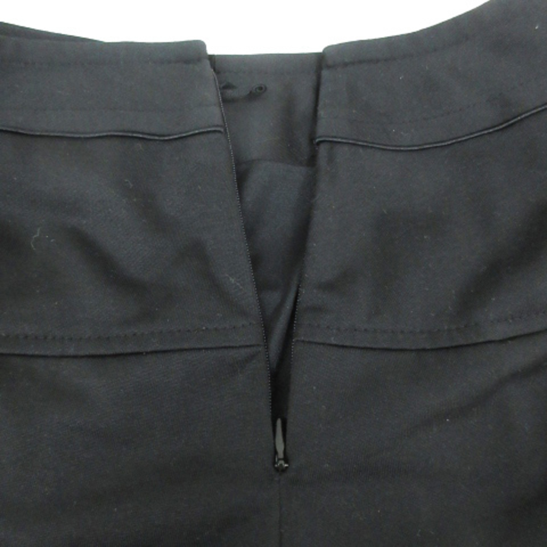 MK MICHEL KLEIN(エムケーミッシェルクラン)のエムケー ミッシェルクラン プリーツスカート ひざ丈 無地 36 黒 ブラック レディースのスカート(ひざ丈スカート)の商品写真