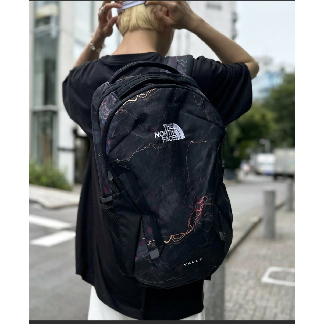 THE NORTH FACE VAULT バックパック リュックの通販 by MIKO's shop ...