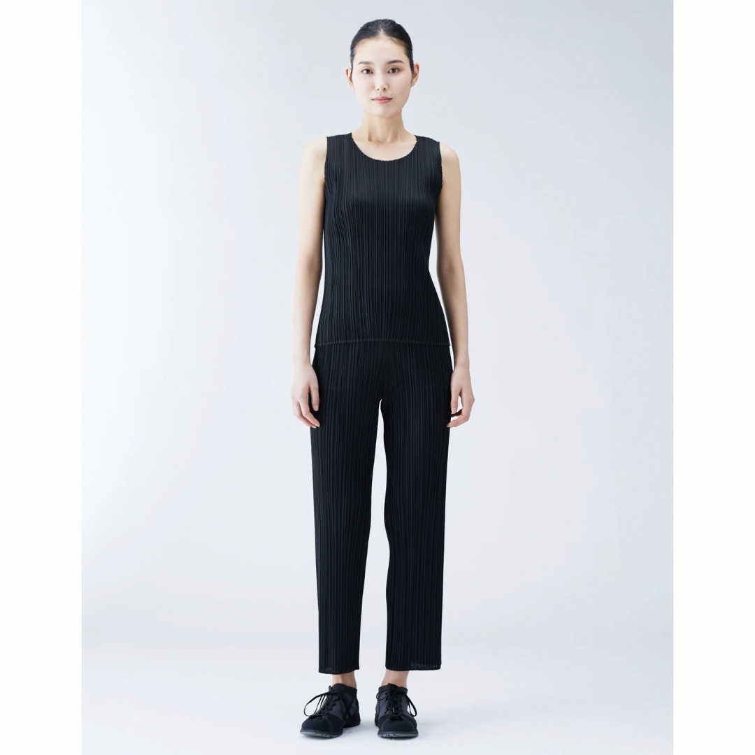 PLEATS PLEASE ISSEY MIYAKE BASICSブラックパンツ-