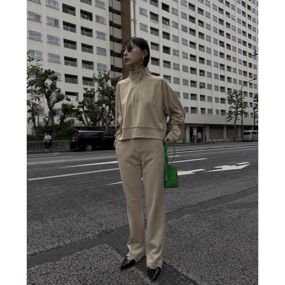 Ameri VINTAGE(アメリヴィンテージ)の【Ameri VINTAGE】PUMA COLLAB JERSEY PANTS レディースのパンツ(カジュアルパンツ)の商品写真