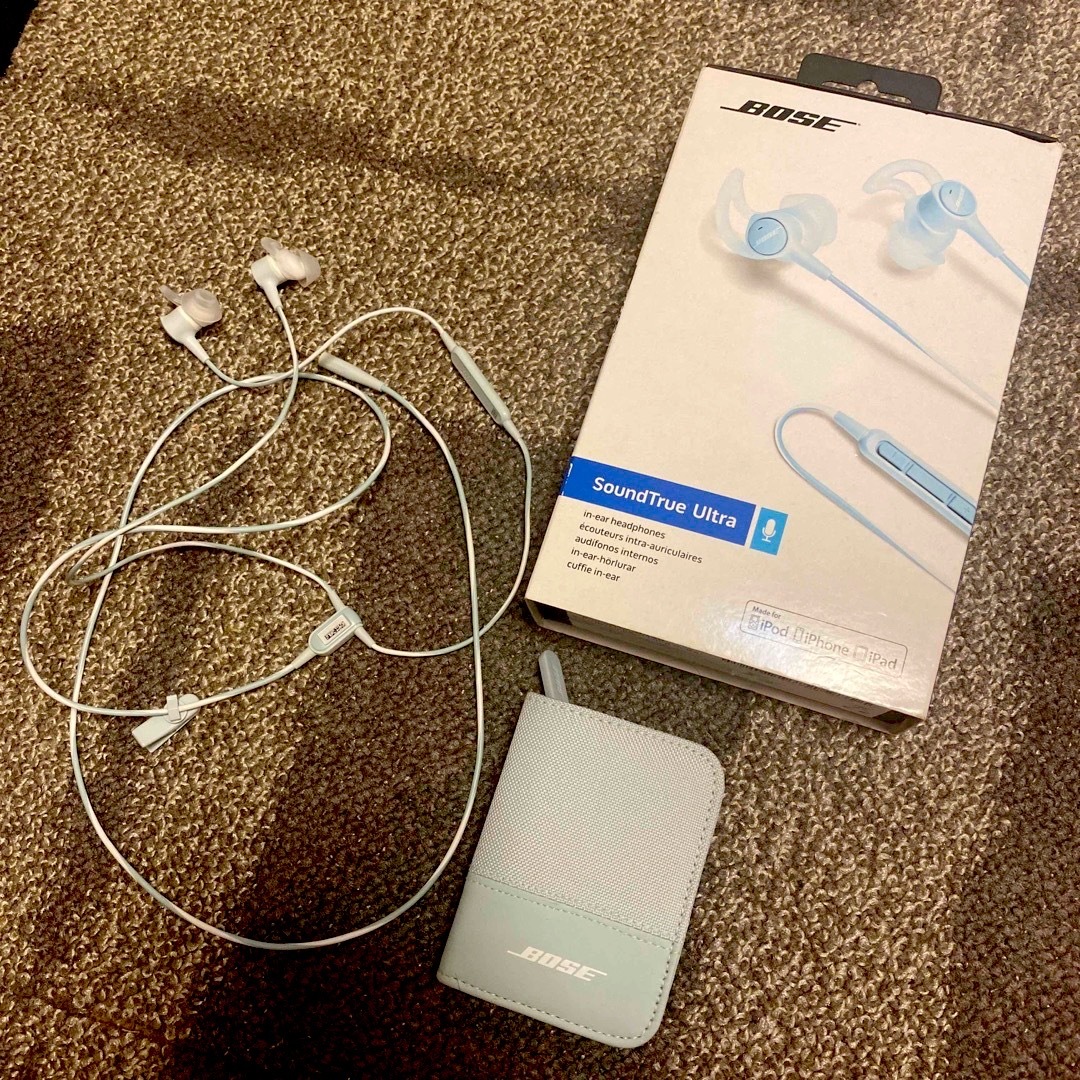 BOSE(ボーズ)のBose イヤホン SoundTrue Ultra in-ear  スマホ/家電/カメラのオーディオ機器(ヘッドフォン/イヤフォン)の商品写真