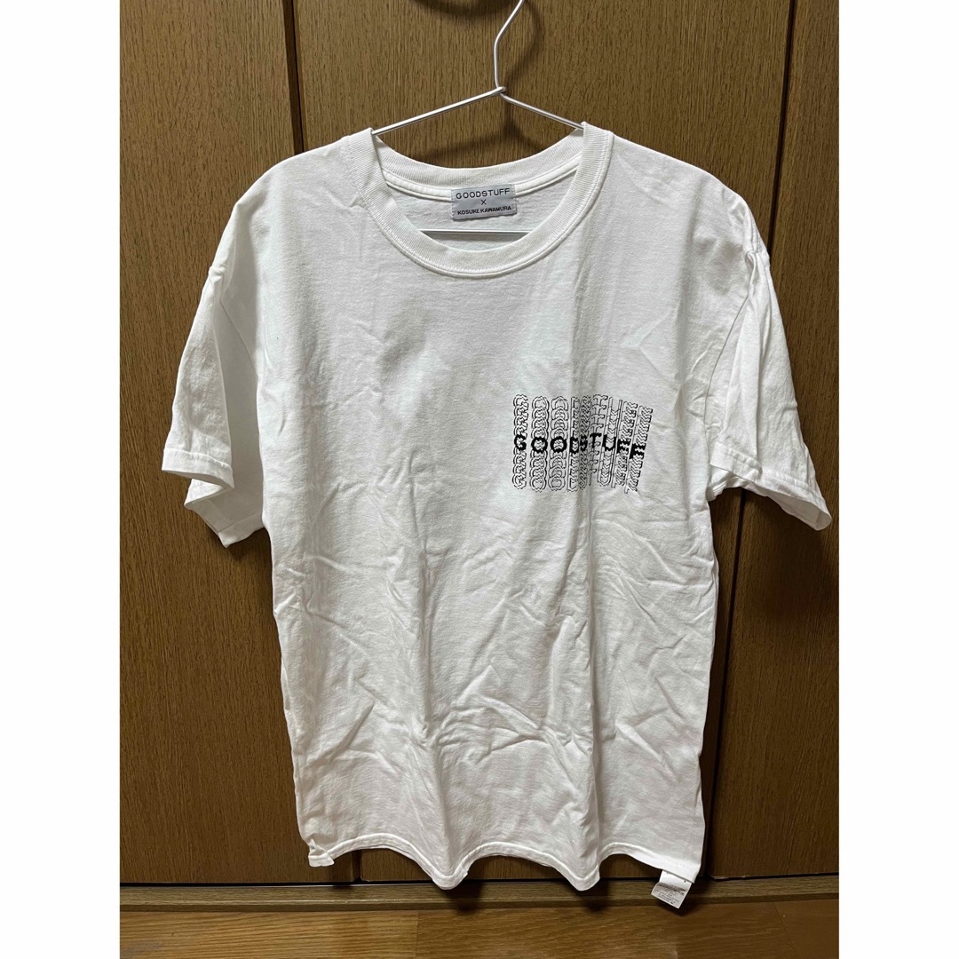 F-LAGSTUF-F(フラグスタフ)のFLAGSTUFF×GOODSTUFF×河村康輔　コラボTシャツ メンズのトップス(Tシャツ/カットソー(半袖/袖なし))の商品写真