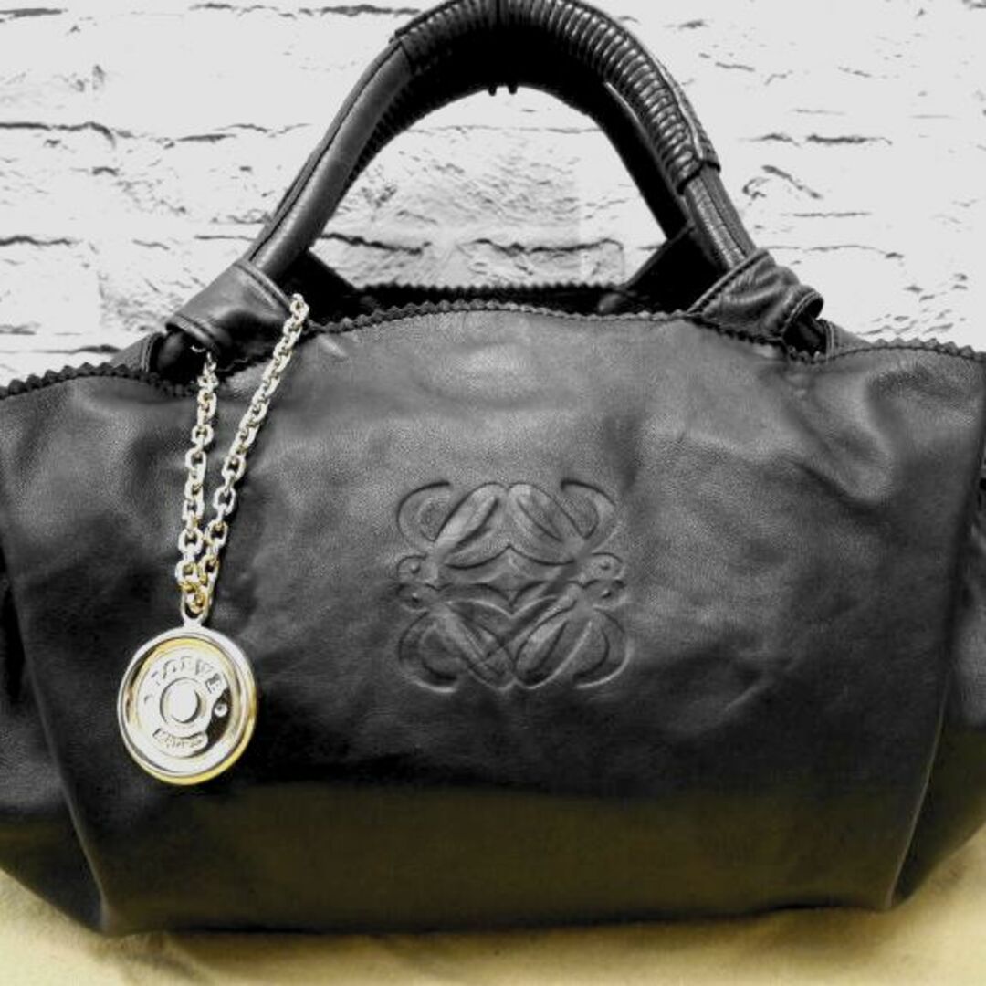 美品22万◇LOEWE ロエベ ナッパアイレ ミストラル 巾着型 レザー