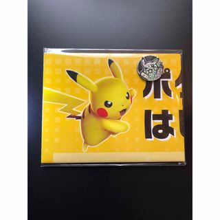 ポケモン(ポケモン)の非売品・新品未開封のピカチュウコインとプレイマットです。(カードサプライ/アクセサリ)