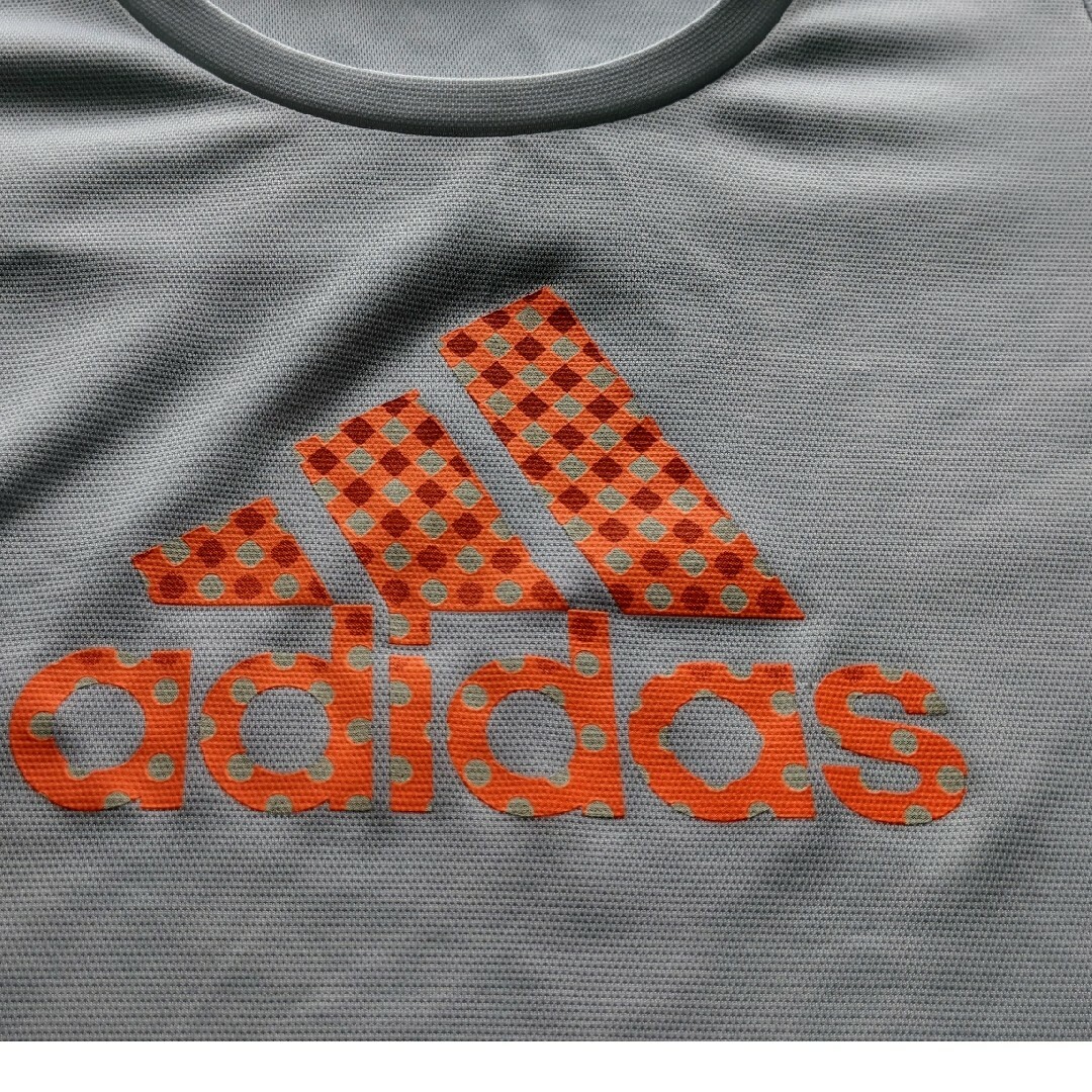 adidas(アディダス)の美品　adidas　半袖　白　ロゴ入り　クライマライト　Ｓサイズ　吸汗　運動 レディースのトップス(Tシャツ(半袖/袖なし))の商品写真