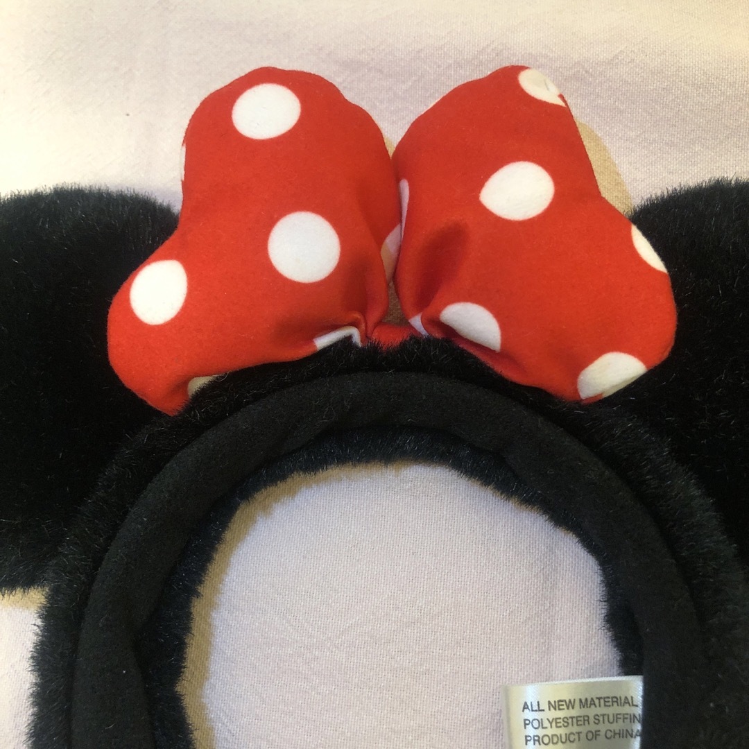 Disney(ディズニー)のミニー　カチューシャ　Disney！送料込み！ エンタメ/ホビーのおもちゃ/ぬいぐるみ(キャラクターグッズ)の商品写真