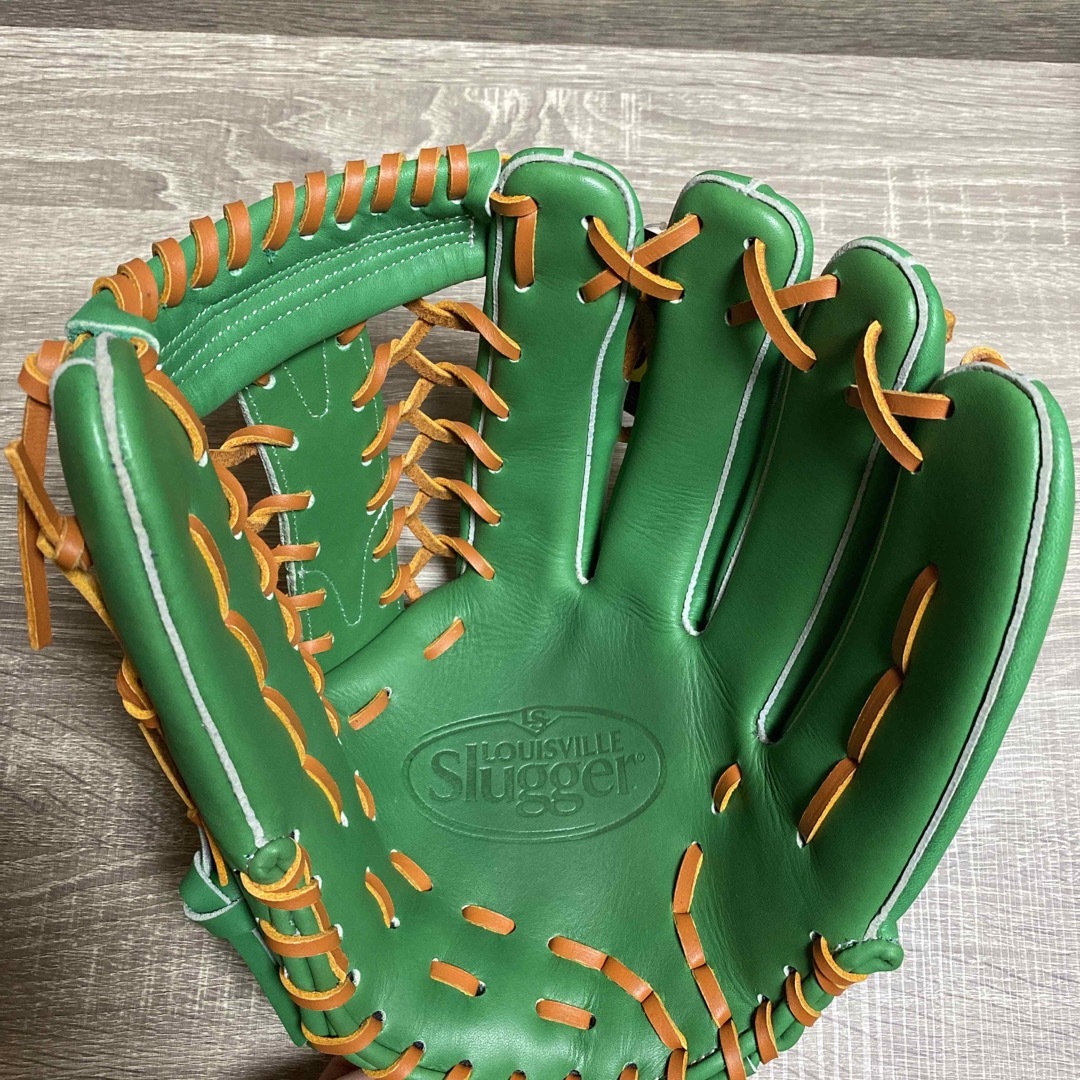 新品 レア ルイスビルスラッガー 硬式外野手用グローブ ワサビカラー 新品 レア ルイスビルスラッガー 硬式外野手用グローブ ワサビカラー
