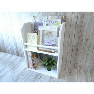 アンティーク風　雑誌＆絵本ラック　ショートサイズ　（ホワイト）(家具)