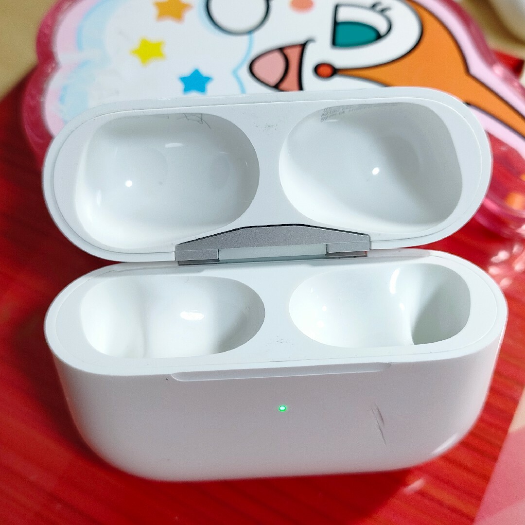 新品 AirPods Pro MWP22J/A 充電ケース(充電器)のみ