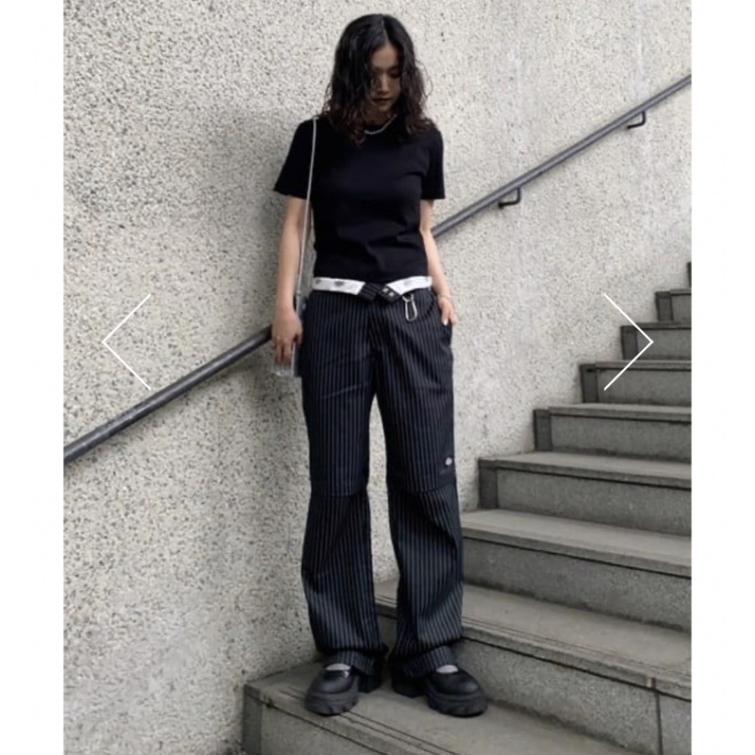 moussy - MOUSSY×DICKIES(R)KNEE SLIT パンツ♡ストライプの moussy - MOUSSY×DICKIES(R)KNEE SLIT パンツ♡ストライプの