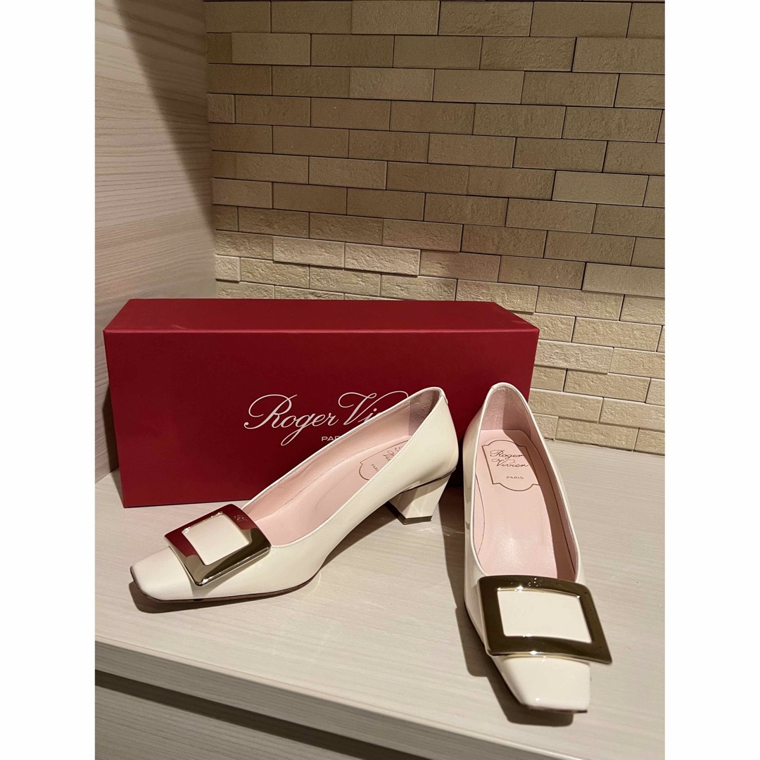 rogervivier ベルヴィヴィエ パテントレザーパンプス 34 クリーム