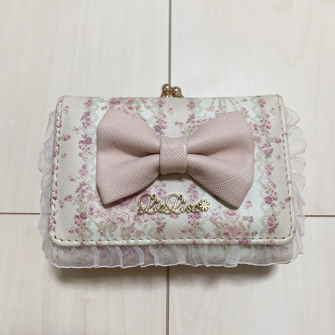 WEB限定 花柄長財布の通販 ♡リズリサ/フラワーシャンデリアシリーズ