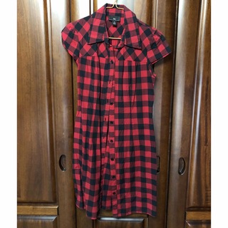 赤と黒のチェックシャツ　夏服(シャツ/ブラウス(半袖/袖なし))
