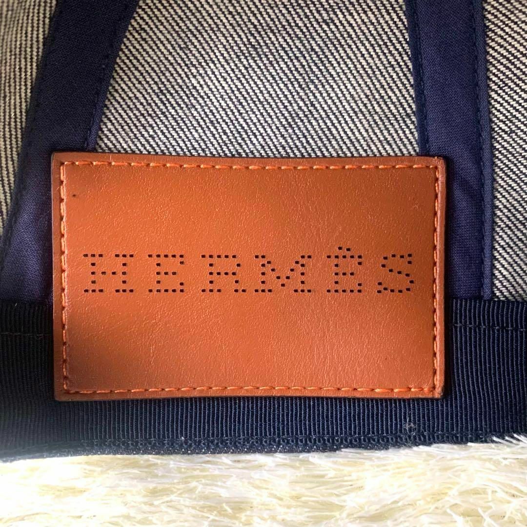 Hermes(エルメス)の【新品未使用】エルメス デニム キャップ キャスケット 牛革 男女兼用 58 レディースの帽子(キャップ)の商品写真
