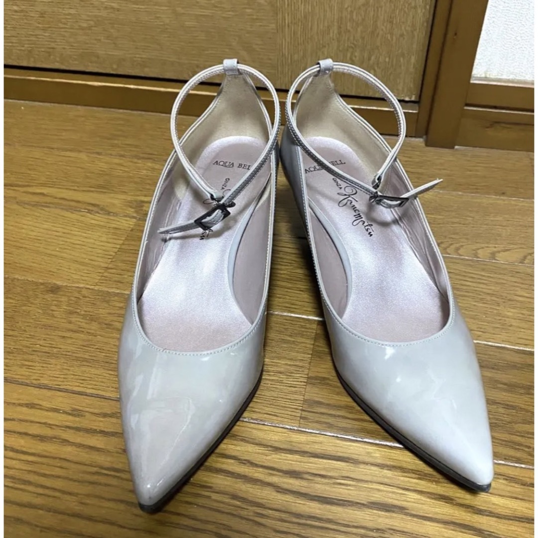 GINZA Kanematsu - 銀座かねまつ アクアベル エナメル パンプス グレー