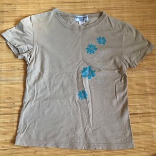 ナチュラルビューティーベーシック(NATURAL BEAUTY BASIC)のNATURAL BEAUTY BASIC ベージュのTシャツ(Tシャツ(半袖/袖なし))