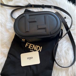 フェンディ(FENDI)のオーロック カメラケース スモール ブラックレザー ミニバッグ(ショルダーバッグ)