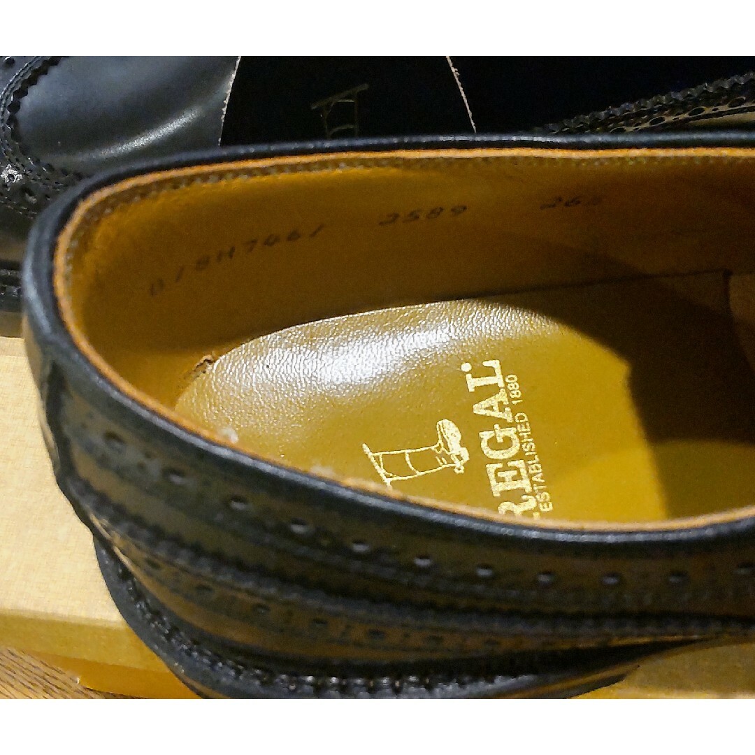 REGAL(リーガル)の値引き【未使用】リーガル ウィングチップ 2589N メンズの靴/シューズ(ドレス/ビジネス)の商品写真
