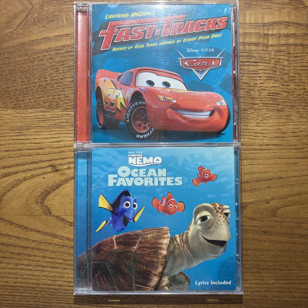 Disney(ディズニー)の【2枚セット】Lightning McQueen &Finding NEMO エンタメ/ホビーのCD(キッズ/ファミリー)の商品写真