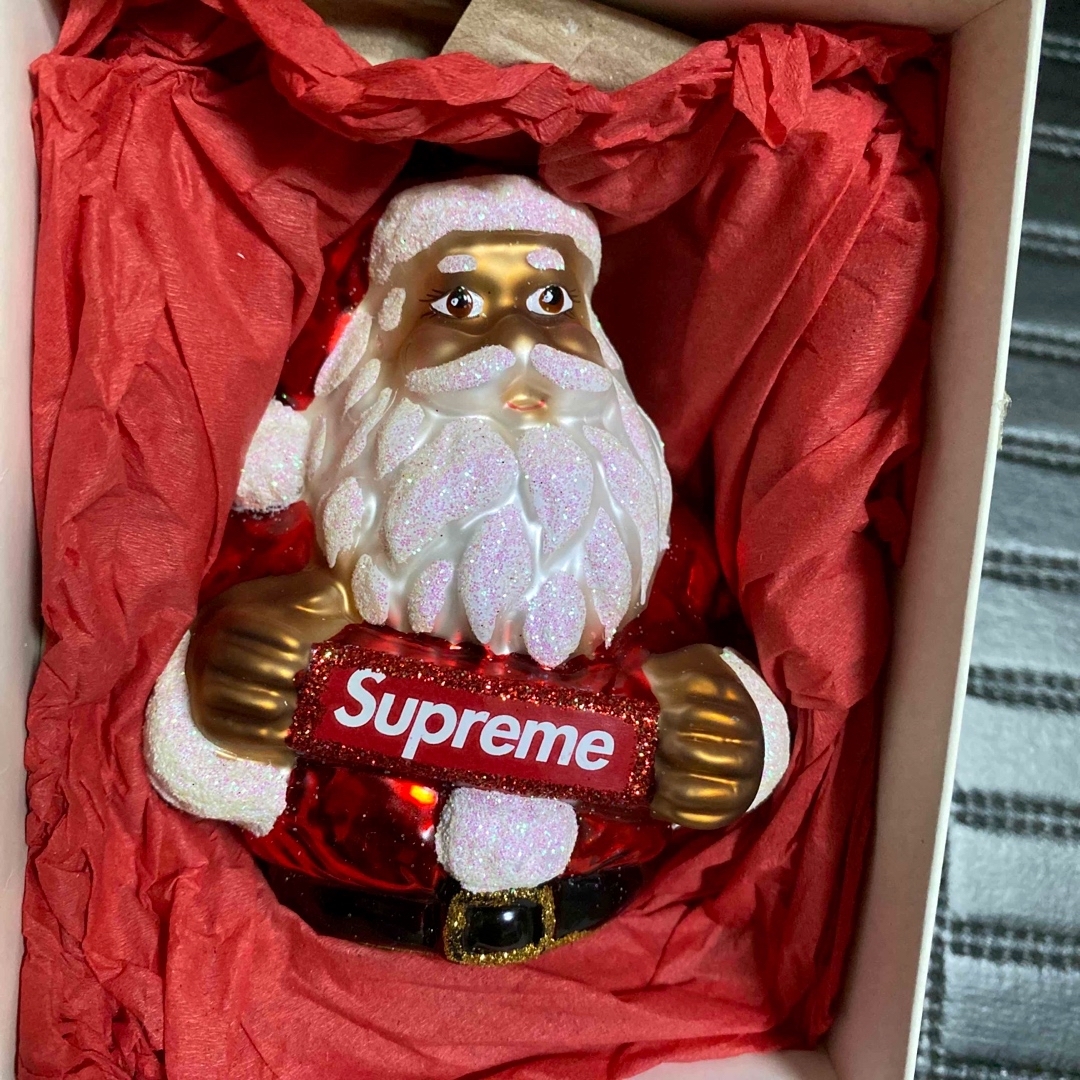 18AW Supreme Santa Ornament Red-