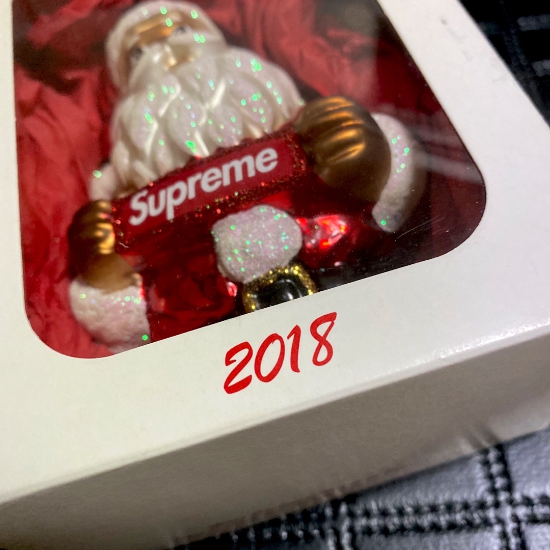 Supreme(シュプリーム)のsupreme 18AW Santa Ornament Red インテリア/住まい/日用品のインテリア小物(置物)の商品写真