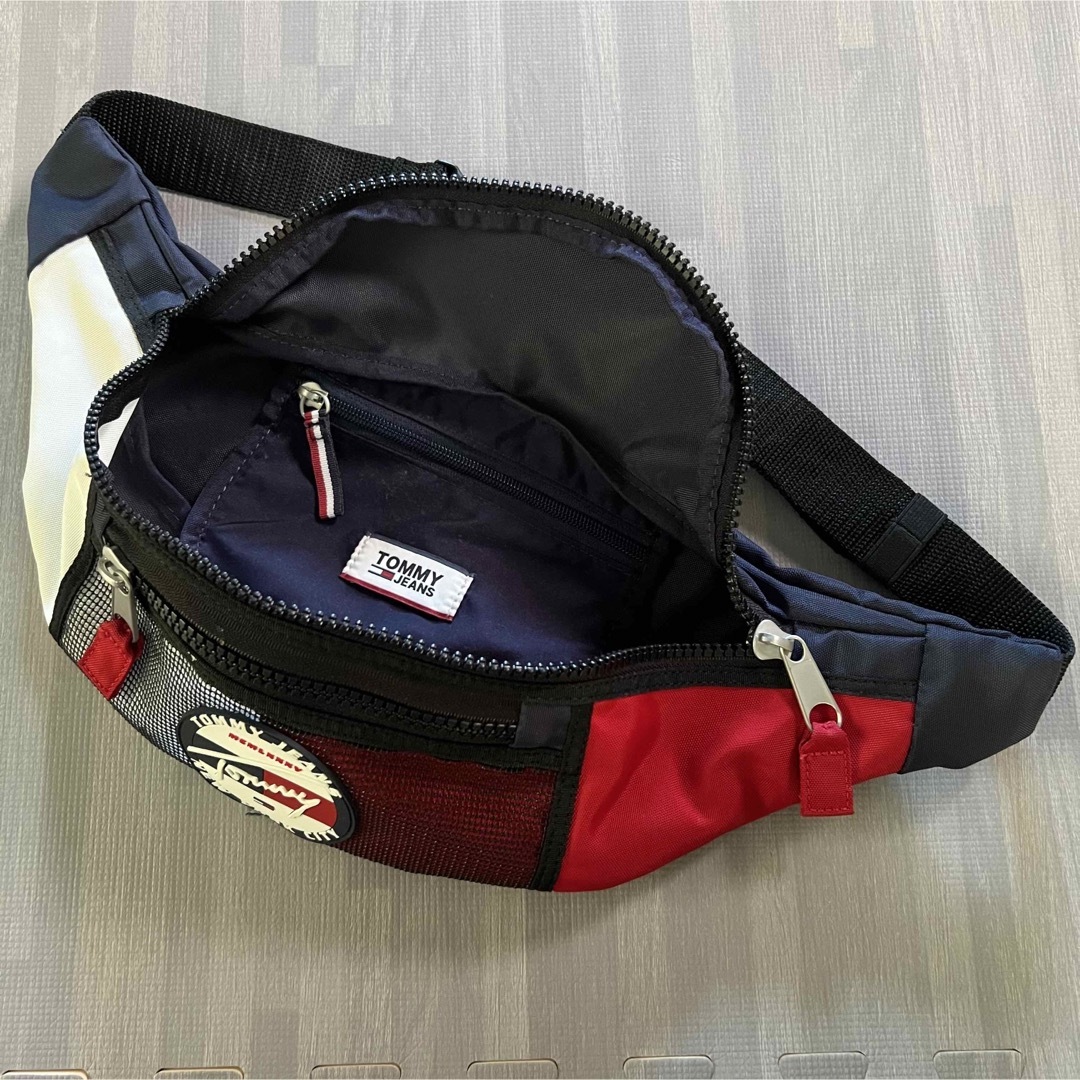 TOMMY HILFIGER(トミーヒルフィガー)のトミージーンズ ボディバッグ ウエストバッグ 鞄 バッグ tommy ショルダー メンズのバッグ(ボディーバッグ)の商品写真
