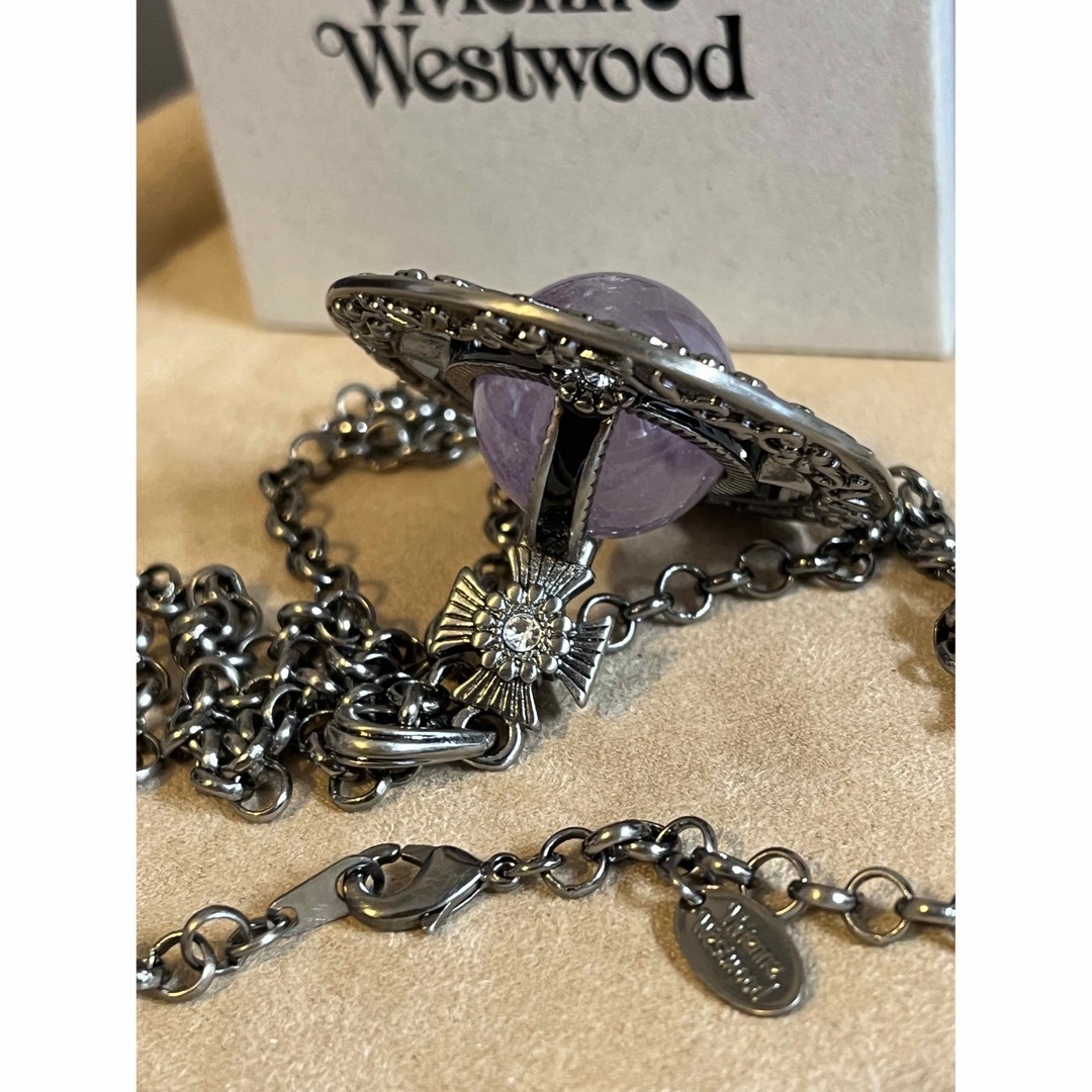 Vivienne Westwood - ヴィヴィアンウエストウッド 花刻印オーブ