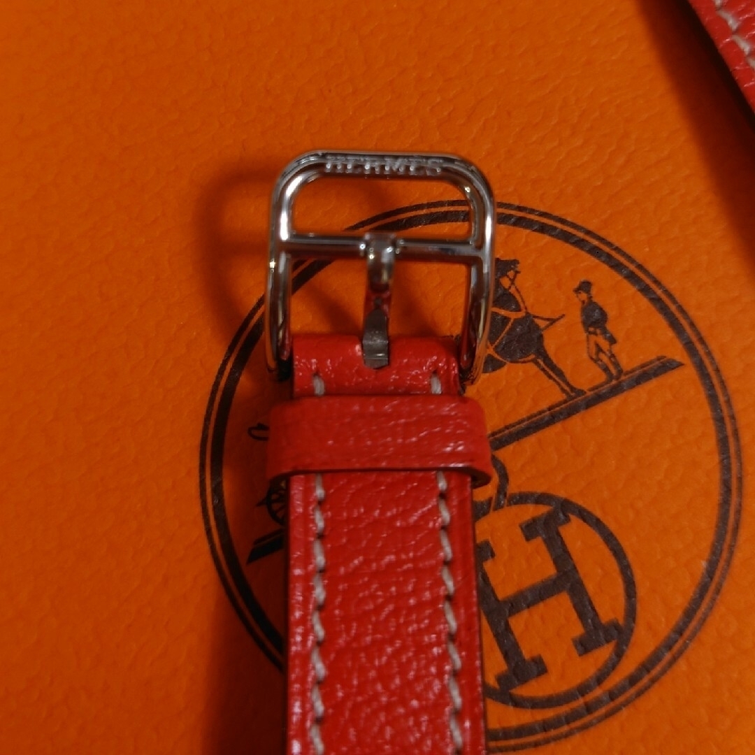 Hermes(エルメス)のエルメス ケープコッド PM 時計 レザー ベルト ストラップ ブーゲンビリア レディースのファッション小物(腕時計)の商品写真