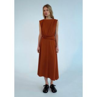 ザラ(ZARA)の未使用【ZARA】ベルト付きミディワンピース(ロングワンピース/マキシワンピース)