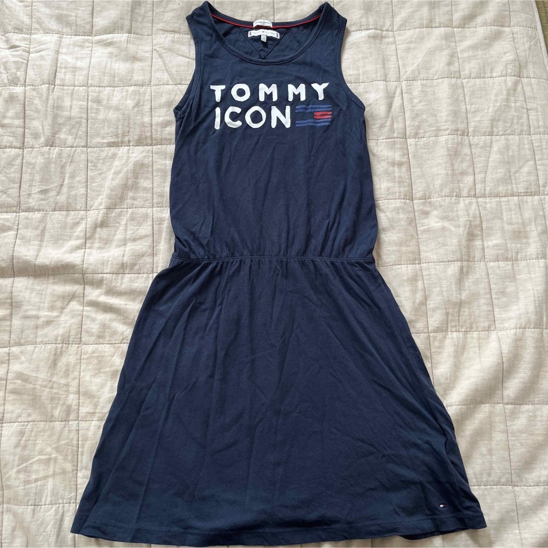 TOMMY HILFIGER(トミーヒルフィガー)のトミーヒルフィガー　キッズワンピース キッズ/ベビー/マタニティのキッズ服女の子用(90cm~)(ワンピース)の商品写真